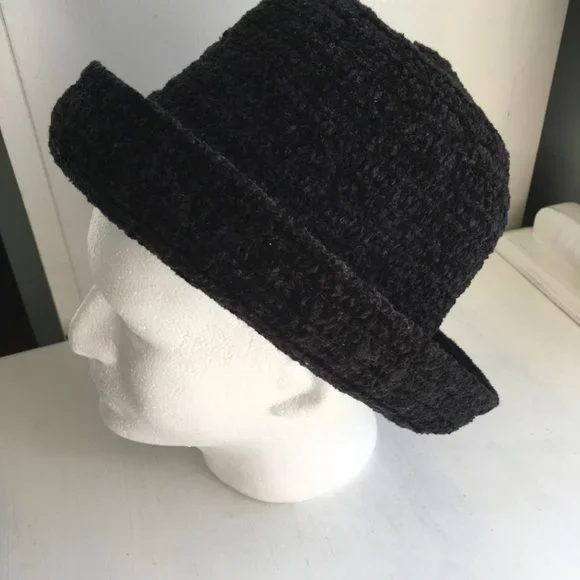 betmar | Accessories | Betmar New York Womens Black Bucket  display picture 2